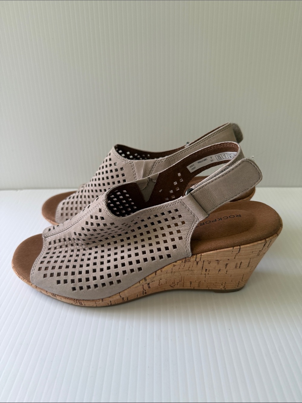Rockport Taupe Open-Toe Perforated Slingback Sandals Size 7.5(38)